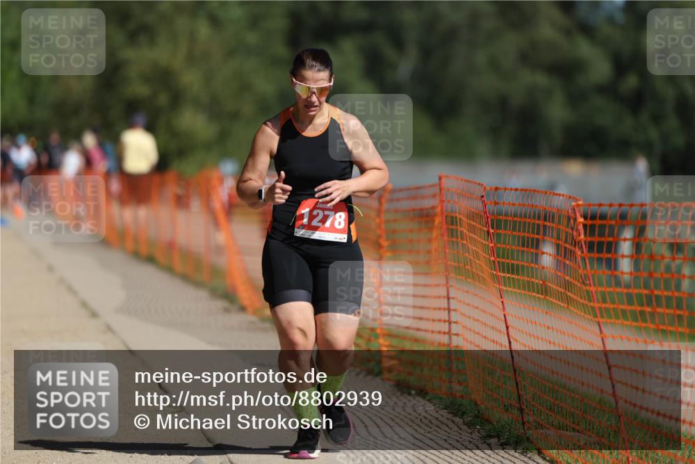 07.09.2025 - 19. Norderstedt Triathlon Michael Strokosch http://msf.ph/oto/8802939 07.09.2025 12:04:11 Laufen 1183, 1278, 1306 meine-sportfotos.de