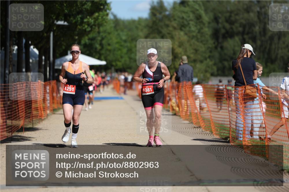 07.09.2025 - 19. Norderstedt Triathlon Michael Strokosch http://msf.ph/oto/8802963 07.09.2025 12:34:03 Laufen 773, 1251, 1381 meine-sportfotos.de