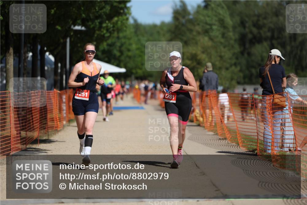 07.09.2025 - 19. Norderstedt Triathlon Michael Strokosch http://msf.ph/oto/8802979 07.09.2025 12:34:03 Laufen 773, 1251, 1381 meine-sportfotos.de