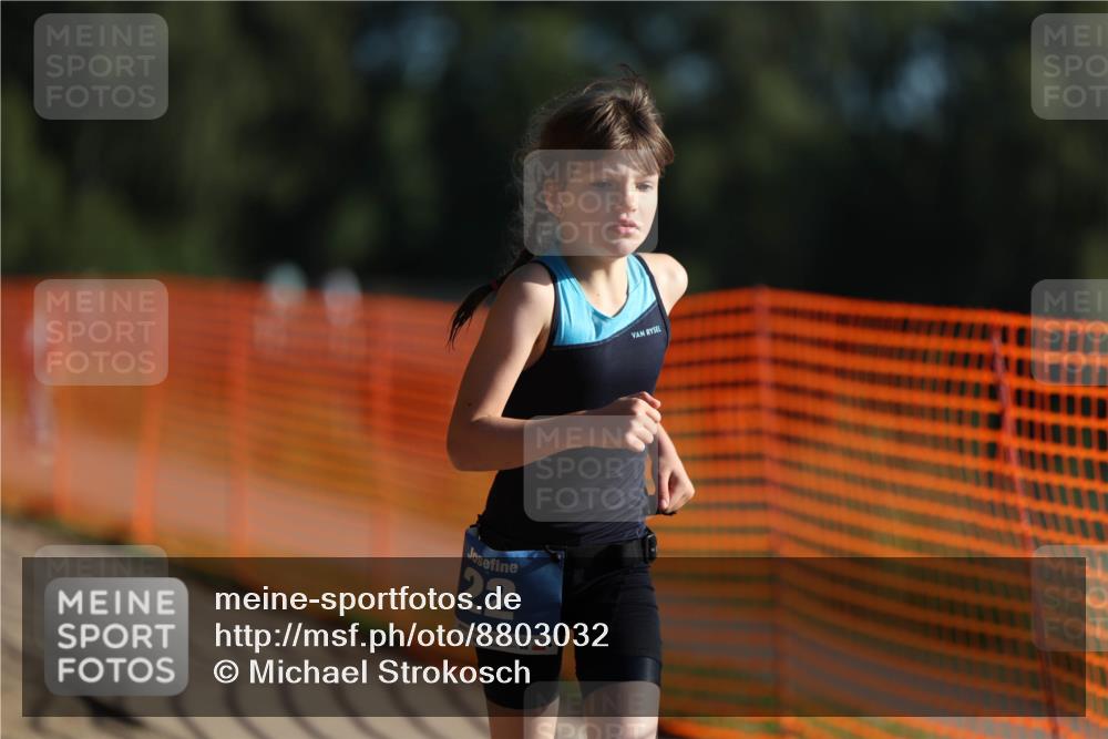 07.09.2025 - 19. Norderstedt Triathlon Michael Strokosch http://msf.ph/oto/8803032 07.09.2025 09:18:14 Laufen 22 meine-sportfotos.de