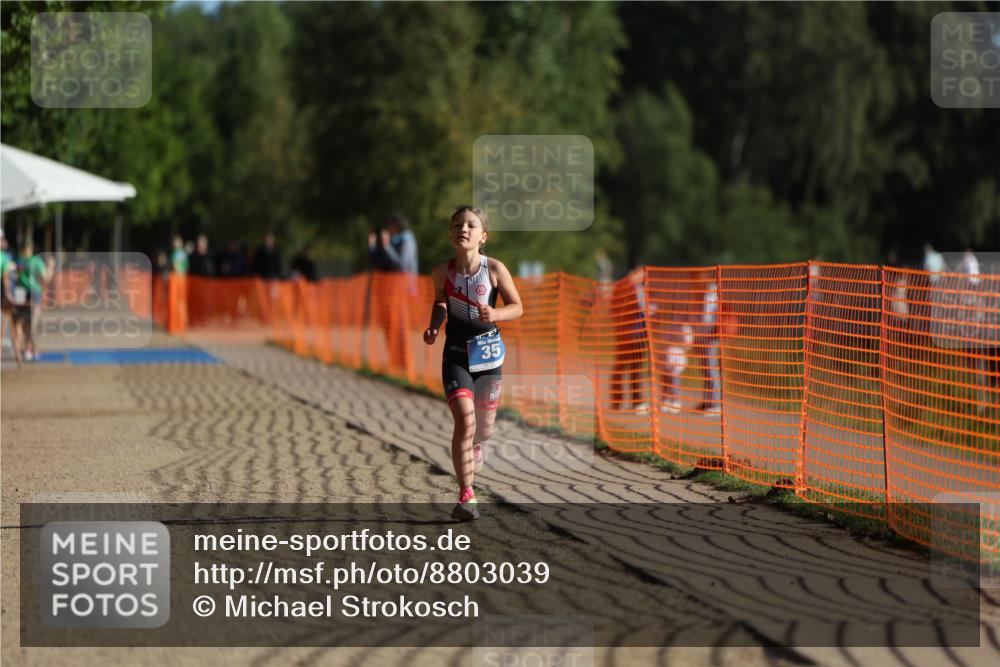 07.09.2025 - 19. Norderstedt Triathlon Michael Strokosch http://msf.ph/oto/8803039 07.09.2025 09:18:22 Laufen 35 meine-sportfotos.de
