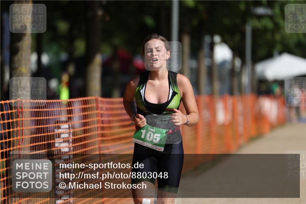 07.09.2025 - 19. Norderstedt Triathlon Michael Strokosch http://msf.ph/oto/8803048 07.09.2025 11:01:03 Laufen 105 meine-sportfotos.de