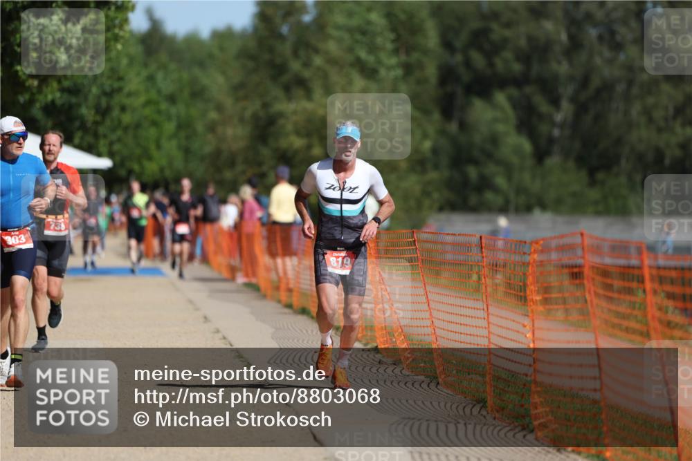 07.09.2025 - 19. Norderstedt Triathlon Michael Strokosch http://msf.ph/oto/8803068 07.09.2025 12:04:26 Laufen 191, 303, 736, 819 meine-sportfotos.de