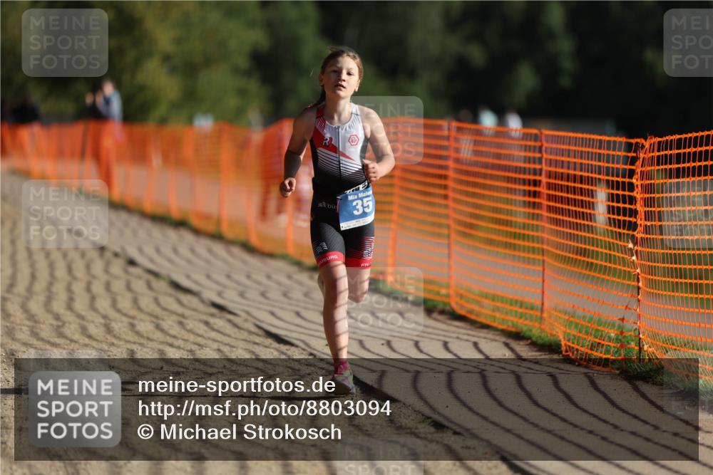 07.09.2025 - 19. Norderstedt Triathlon Michael Strokosch http://msf.ph/oto/8803094 07.09.2025 09:18:25 Laufen 35 meine-sportfotos.de