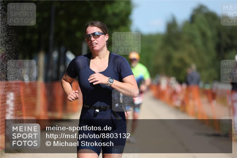 07.09.2025 - 19. Norderstedt Triathlon Michael Strokosch http://msf.ph/oto/8803132 07.09.2025 12:34:13 Laufen 1237, 1333, 1368 meine-sportfotos.de