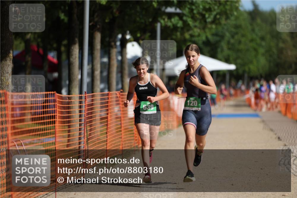 07.09.2025 - 19. Norderstedt Triathlon Michael Strokosch http://msf.ph/oto/8803180 07.09.2025 11:01:15 Laufen 120, 639 meine-sportfotos.de