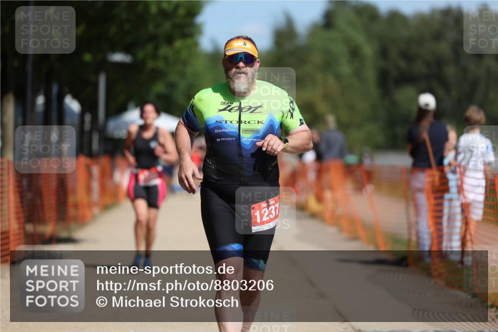 07.09.2025 - 19. Norderstedt Triathlon Michael Strokosch http://msf.ph/oto/8803206 07.09.2025 12:34:16 Laufen 1237, 1333, 1368 meine-sportfotos.de
