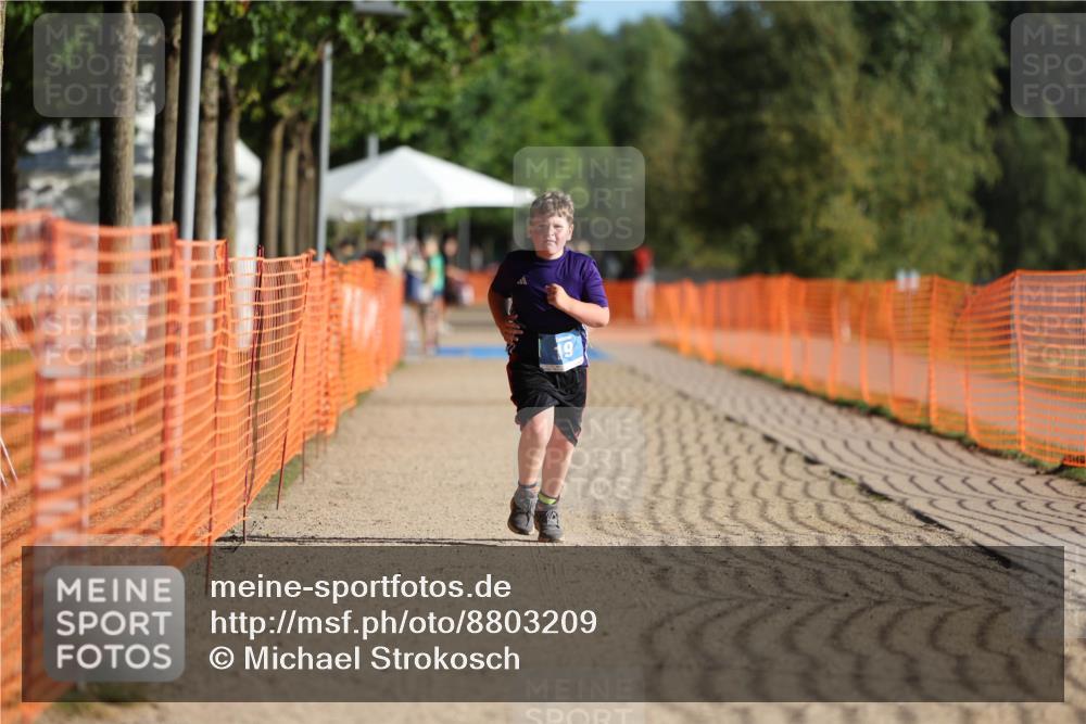 07.09.2025 - 19. Norderstedt Triathlon Michael Strokosch http://msf.ph/oto/8803209 07.09.2025 09:21:11 Laufen 19 meine-sportfotos.de