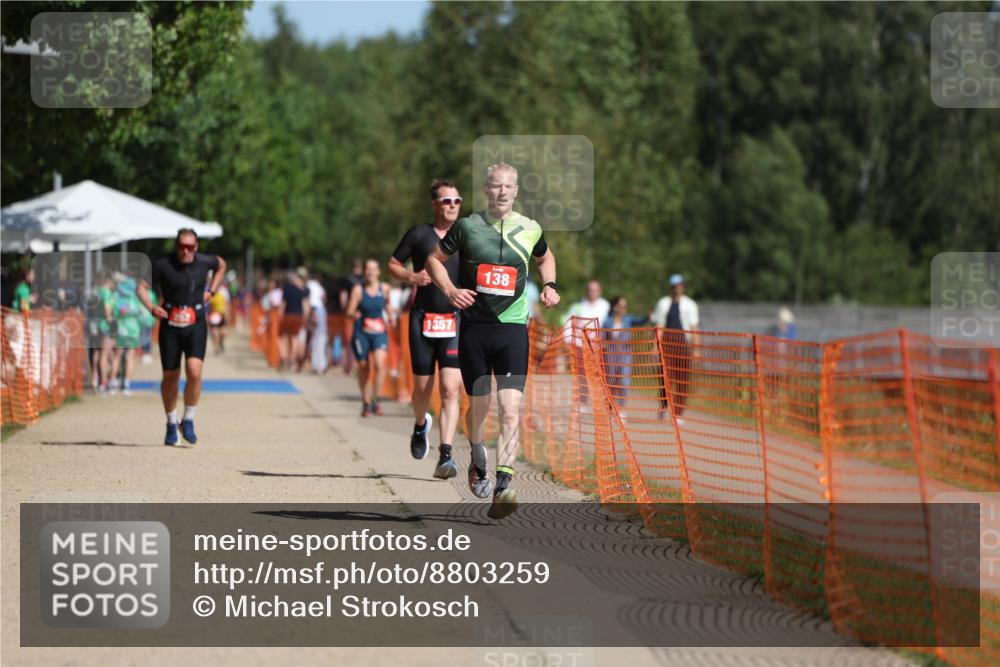 07.09.2025 - 19. Norderstedt Triathlon Michael Strokosch http://msf.ph/oto/8803259 07.09.2025 12:04:36 Laufen 138, 736, 1357 meine-sportfotos.de