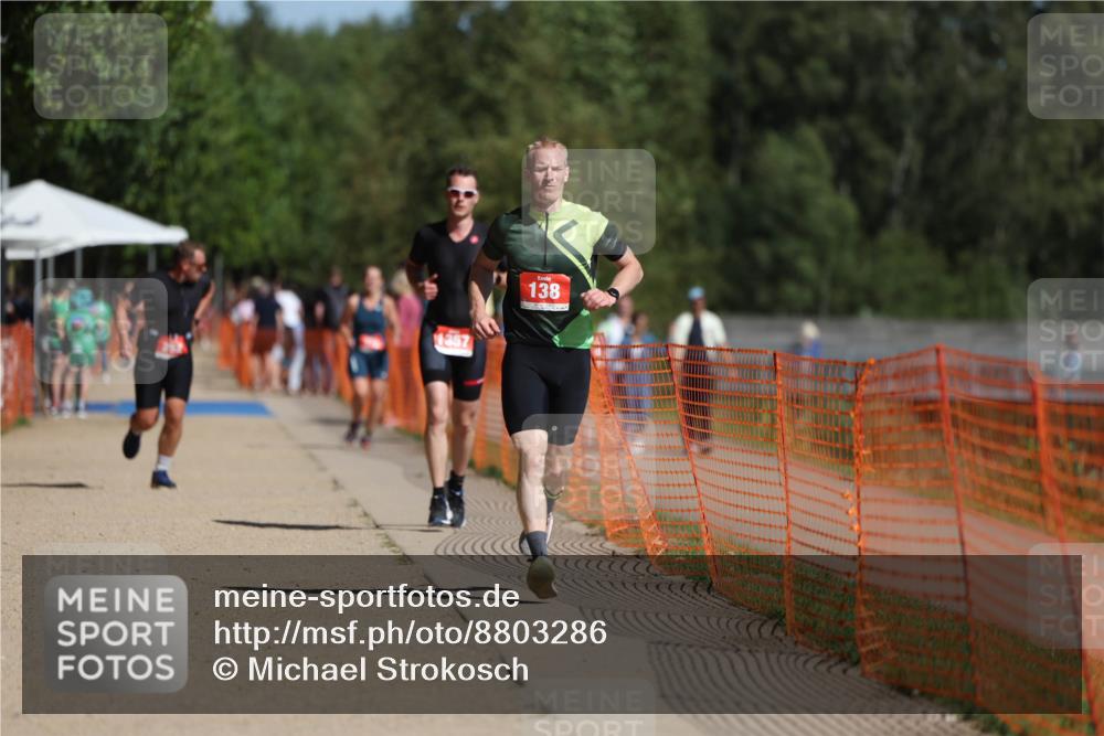 07.09.2025 - 19. Norderstedt Triathlon Michael Strokosch http://msf.ph/oto/8803286 07.09.2025 12:04:37 Laufen 138, 1357 meine-sportfotos.de