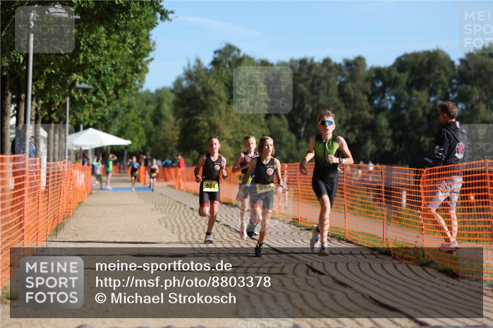 07.09.2025 - 19. Norderstedt Triathlon Michael Strokosch http://msf.ph/oto/8803378 07.09.2025 09:42:35 Laufen 557, 594, 595, 600 meine-sportfotos.de