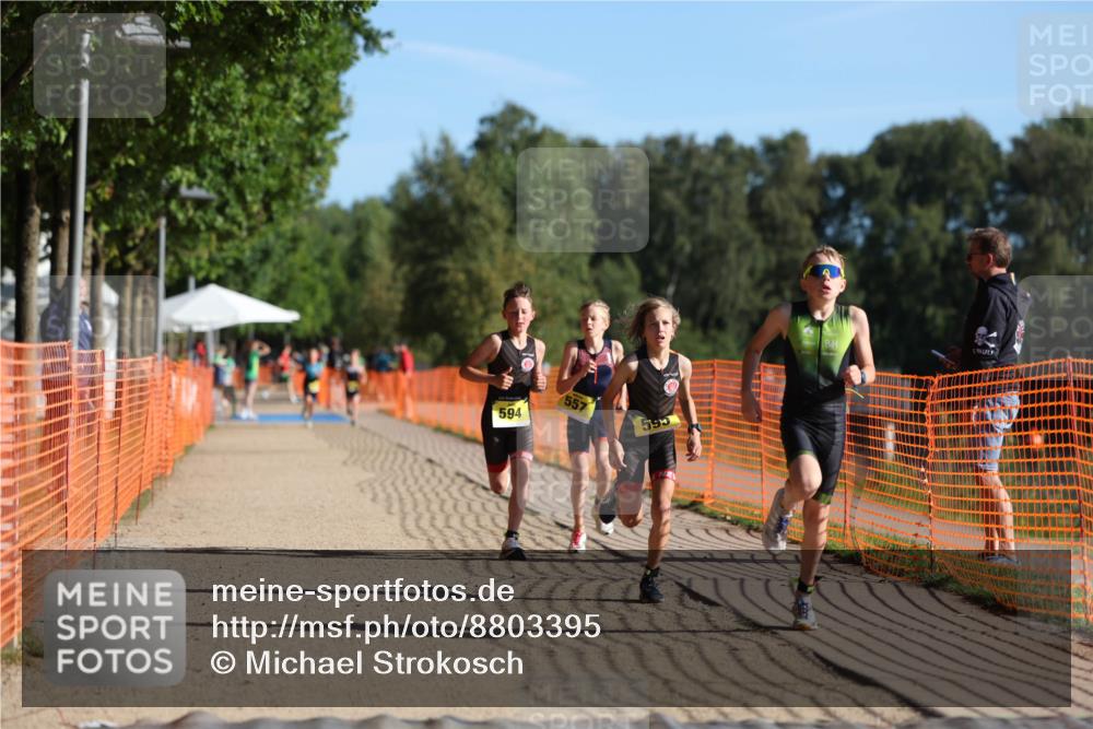 07.09.2025 - 19. Norderstedt Triathlon Michael Strokosch http://msf.ph/oto/8803395 07.09.2025 09:42:35 Laufen 557, 594, 595, 600 meine-sportfotos.de