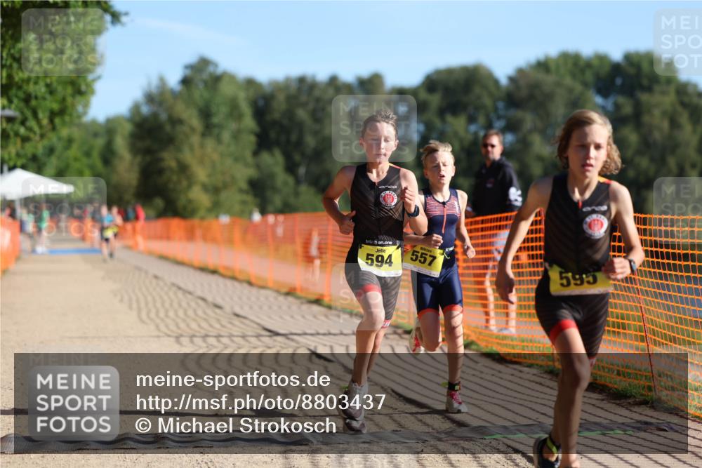 07.09.2025 - 19. Norderstedt Triathlon Michael Strokosch http://msf.ph/oto/8803437 07.09.2025 09:42:37 Laufen 557, 594, 595, 600 meine-sportfotos.de