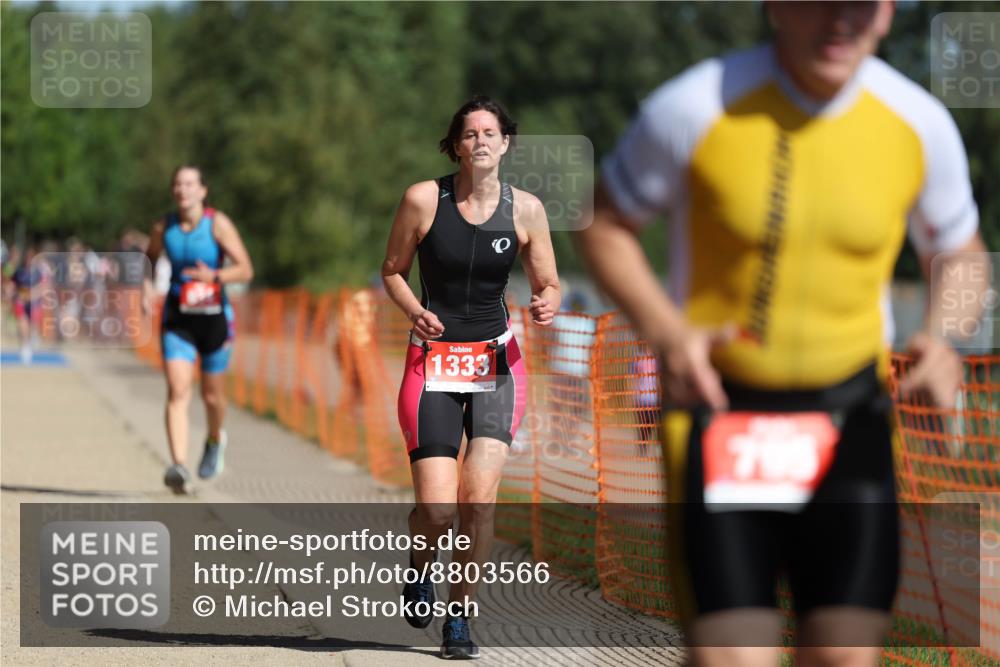 07.09.2025 - 19. Norderstedt Triathlon Michael Strokosch http://msf.ph/oto/8803566 07.09.2025 12:05:13 Laufen 795, 833, 834, 1333 meine-sportfotos.de