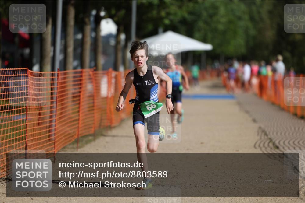 07.09.2025 - 19. Norderstedt Triathlon Michael Strokosch http://msf.ph/oto/8803589 07.09.2025 11:02:42 Laufen 56, 66 meine-sportfotos.de