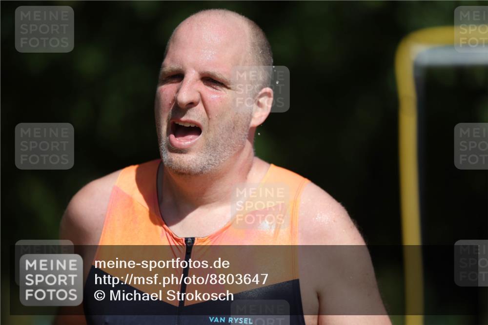 07.09.2025 - 19. Norderstedt Triathlon Michael Strokosch http://msf.ph/oto/8803647 07.09.2025 12:05:17 Laufen 833, 834, 1333 meine-sportfotos.de