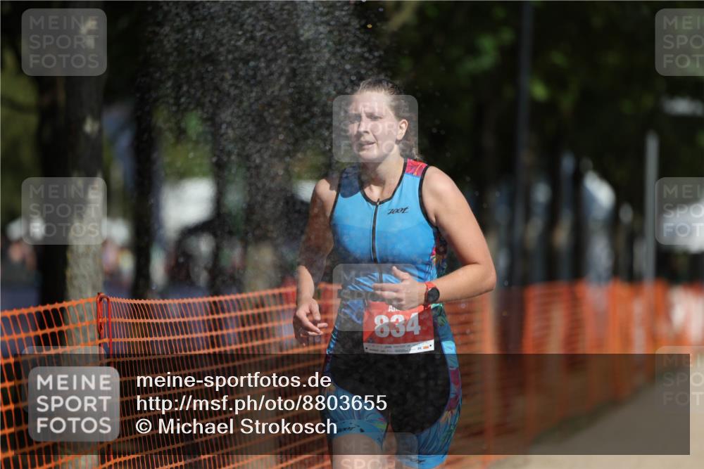 07.09.2025 - 19. Norderstedt Triathlon Michael Strokosch http://msf.ph/oto/8803655 07.09.2025 12:05:19 Laufen 833, 834, 1333 meine-sportfotos.de