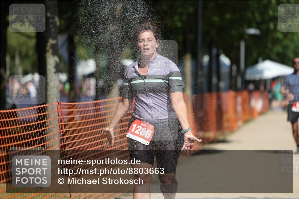 07.09.2025 - 19. Norderstedt Triathlon Michael Strokosch http://msf.ph/oto/8803663 07.09.2025 12:35:08 Laufen 251, 838, 1286, 1371 meine-sportfotos.de
