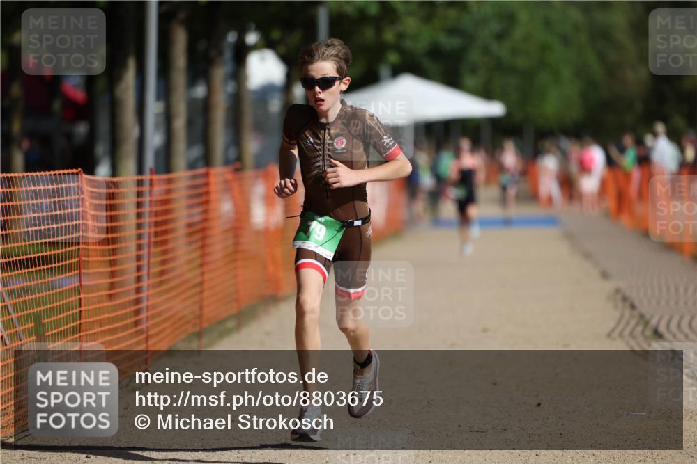 07.09.2025 - 19. Norderstedt Triathlon Michael Strokosch http://msf.ph/oto/8803675 07.09.2025 11:03:20 Laufen 79 meine-sportfotos.de