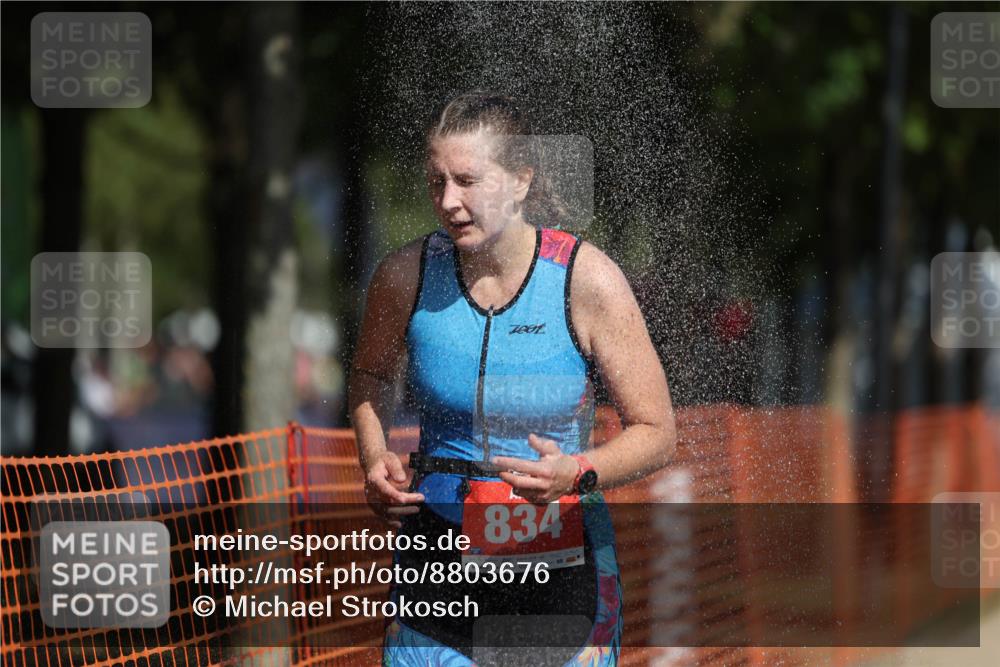 07.09.2025 - 19. Norderstedt Triathlon Michael Strokosch http://msf.ph/oto/8803676 07.09.2025 12:05:20 Laufen 834 meine-sportfotos.de