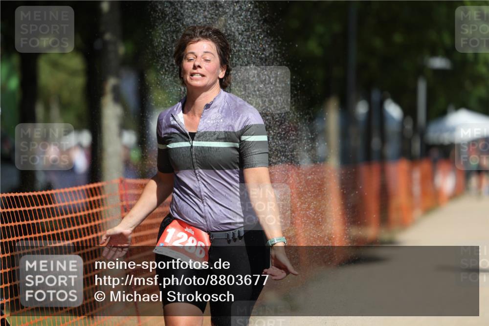 07.09.2025 - 19. Norderstedt Triathlon Michael Strokosch http://msf.ph/oto/8803677 07.09.2025 12:35:09 Laufen 251, 838, 1286 meine-sportfotos.de