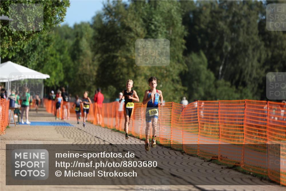 07.09.2025 - 19. Norderstedt Triathlon Michael Strokosch http://msf.ph/oto/8803680 07.09.2025 09:43:14 Laufen 556 meine-sportfotos.de