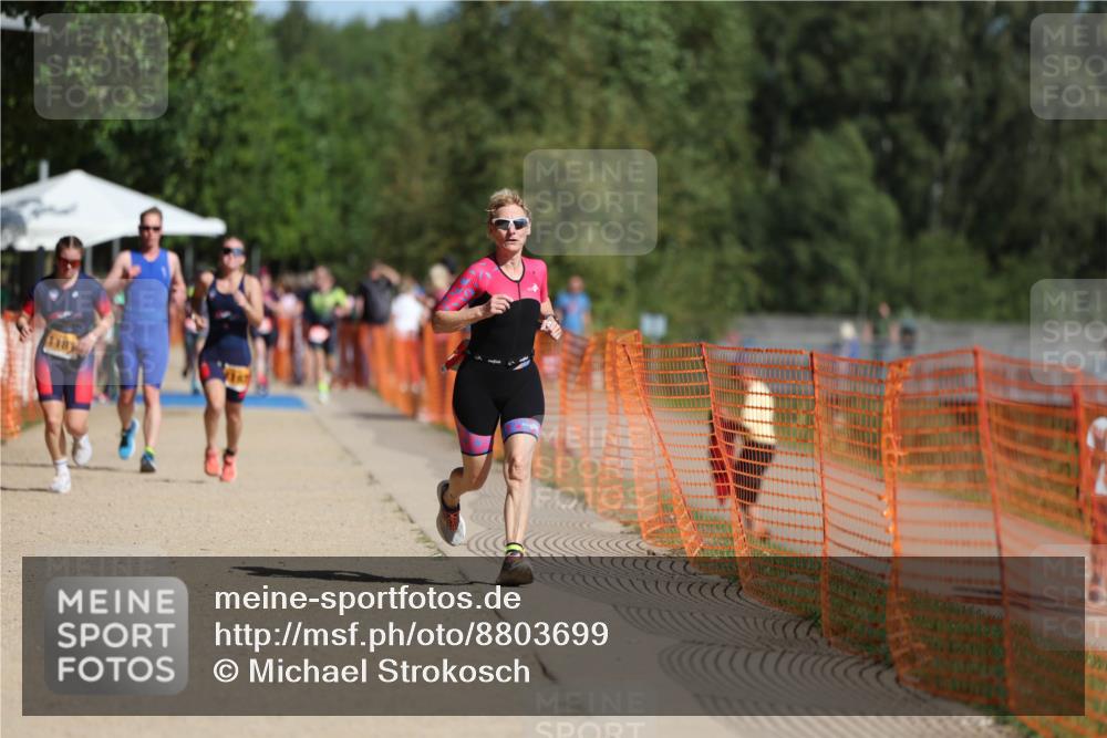 07.09.2025 - 19. Norderstedt Triathlon Michael Strokosch http://msf.ph/oto/8803699 07.09.2025 12:05:26 Laufen 155, 1181, 1193 meine-sportfotos.de