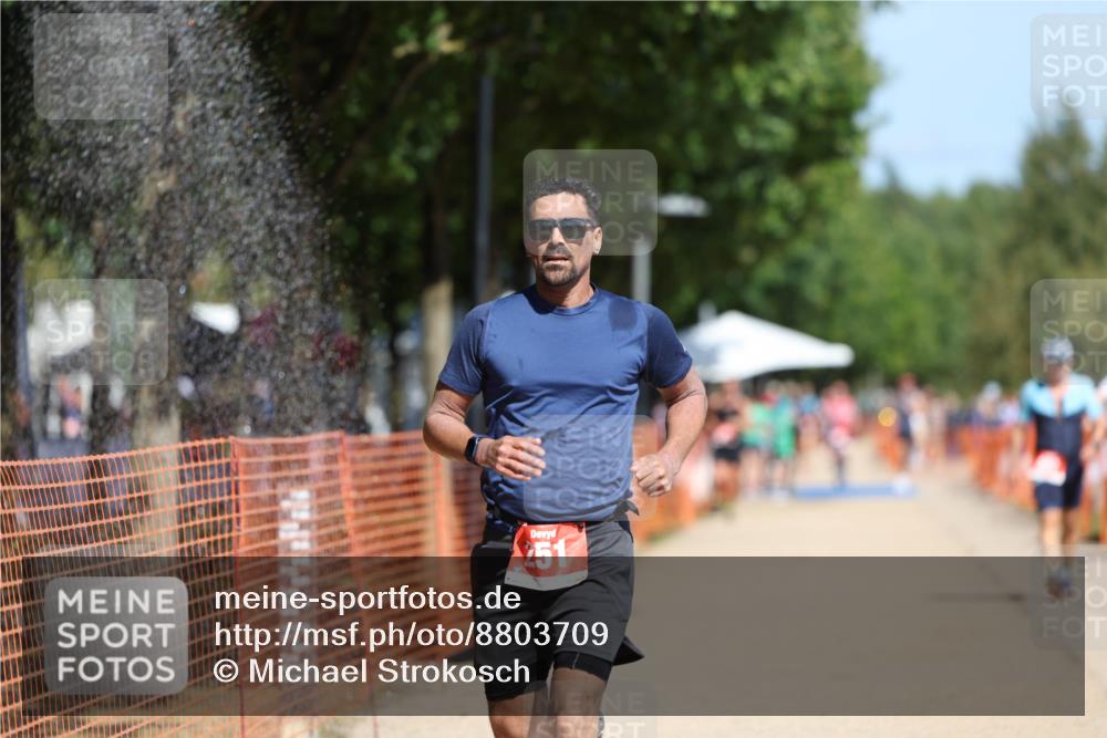 07.09.2025 - 19. Norderstedt Triathlon Michael Strokosch http://msf.ph/oto/8803709 07.09.2025 12:35:12 Laufen 251, 838, 1286 meine-sportfotos.de