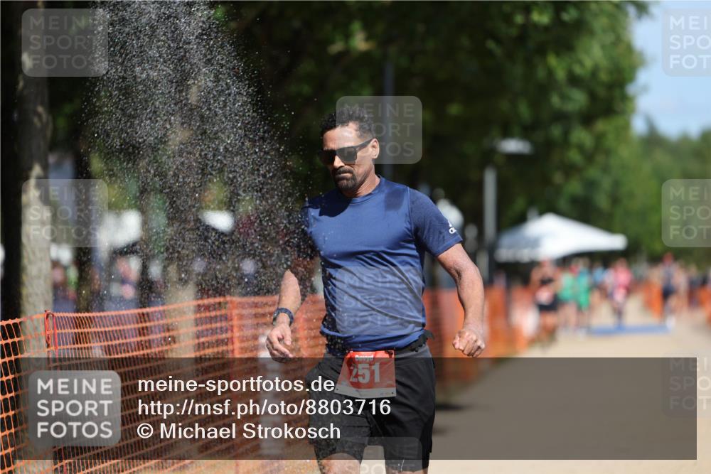 07.09.2025 - 19. Norderstedt Triathlon Michael Strokosch http://msf.ph/oto/8803716 07.09.2025 12:35:12 Laufen 251, 838, 1286 meine-sportfotos.de