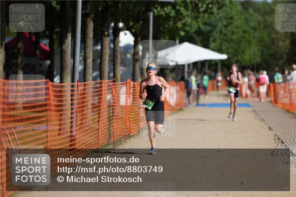 07.09.2025 - 19. Norderstedt Triathlon Michael Strokosch http://msf.ph/oto/8803749 07.09.2025 11:03:26 Laufen 79, 113 meine-sportfotos.de