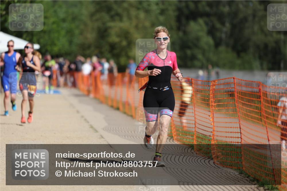 07.09.2025 - 19. Norderstedt Triathlon Michael Strokosch http://msf.ph/oto/8803757 07.09.2025 12:05:28 Laufen 155, 1181, 1193 meine-sportfotos.de