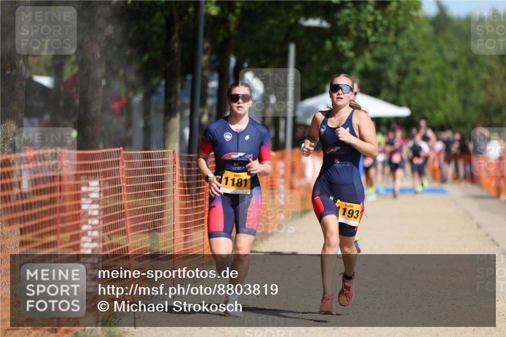 07.09.2025 - 19. Norderstedt Triathlon Michael Strokosch http://msf.ph/oto/8803819 07.09.2025 12:05:31 Laufen 155, 1181, 1193, 1228 meine-sportfotos.de