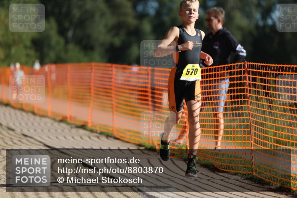 07.09.2025 - 19. Norderstedt Triathlon Michael Strokosch http://msf.ph/oto/8803870 07.09.2025 09:43:23 Laufen 556, 570, 609 meine-sportfotos.de