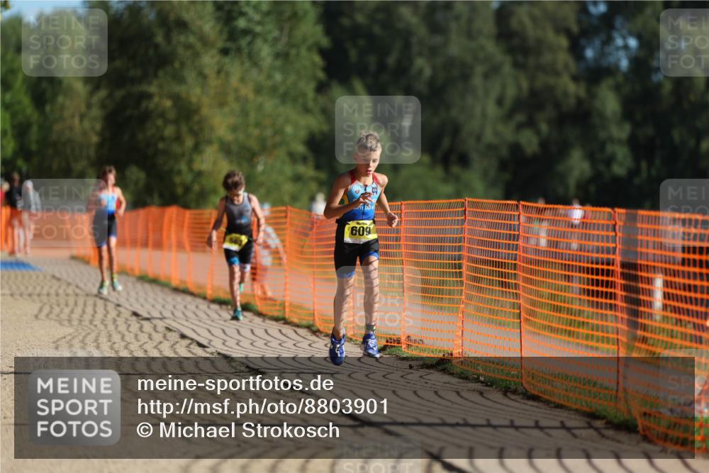 07.09.2025 - 19. Norderstedt Triathlon Michael Strokosch http://msf.ph/oto/8803901 07.09.2025 09:43:26 Laufen 556, 570, 609 meine-sportfotos.de