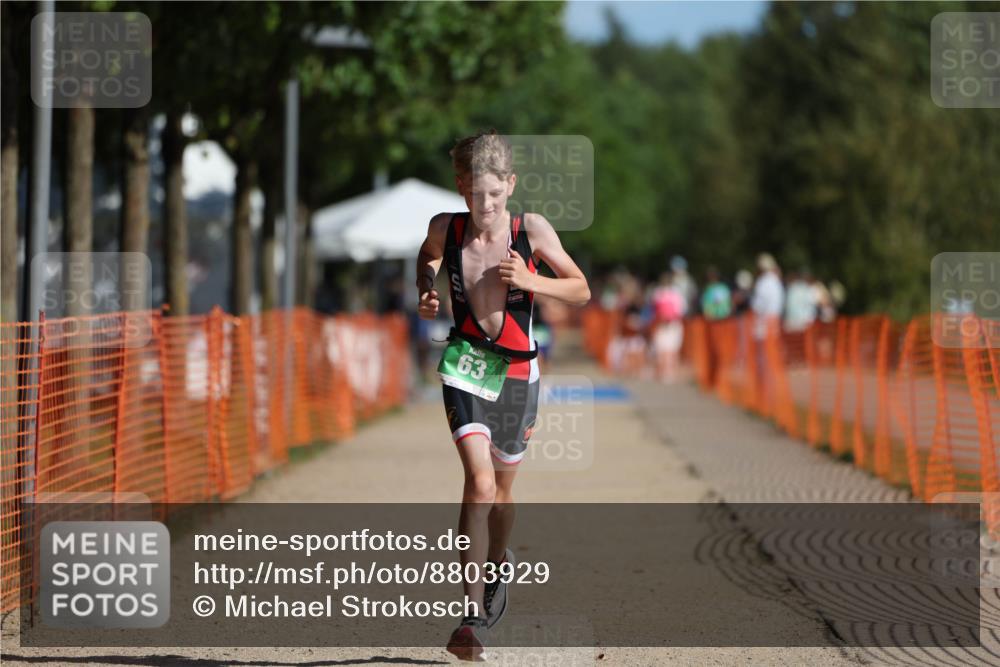 07.09.2025 - 19. Norderstedt Triathlon Michael Strokosch http://msf.ph/oto/8803929 07.09.2025 11:03:33 Laufen 63, 113 meine-sportfotos.de