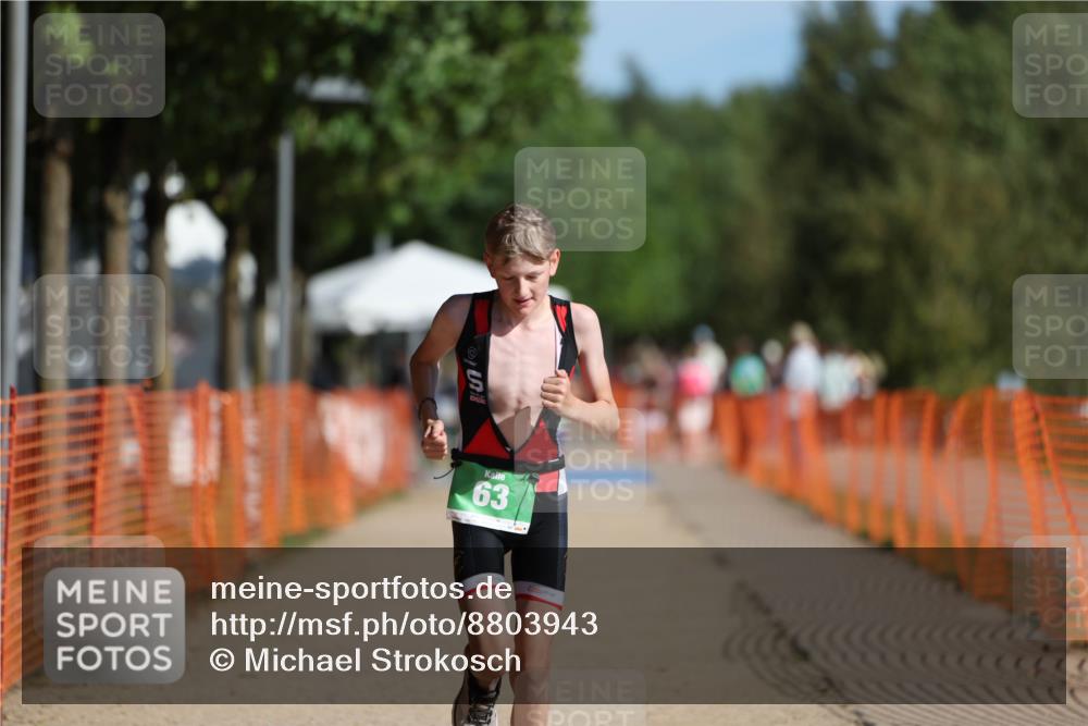 07.09.2025 - 19. Norderstedt Triathlon Michael Strokosch http://msf.ph/oto/8803943 07.09.2025 11:03:34 Laufen 63, 113 meine-sportfotos.de