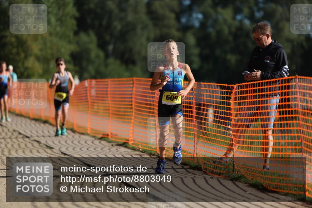 07.09.2025 - 19. Norderstedt Triathlon Michael Strokosch http://msf.ph/oto/8803949 07.09.2025 09:43:28 Laufen 562, 570, 609 meine-sportfotos.de