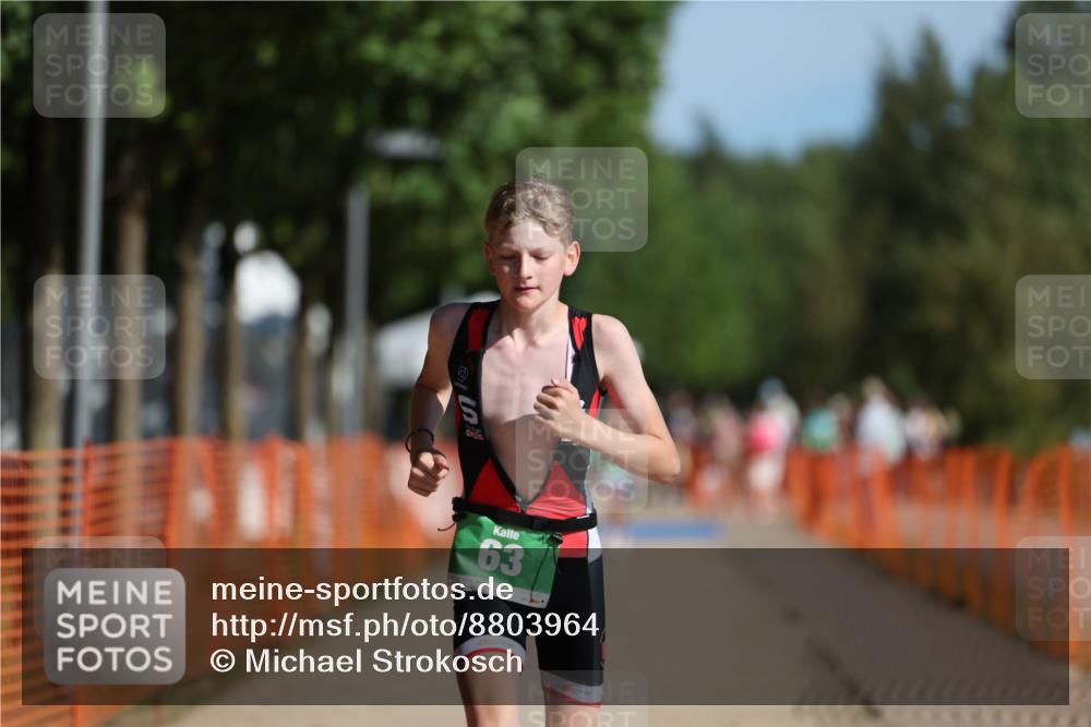 07.09.2025 - 19. Norderstedt Triathlon Michael Strokosch http://msf.ph/oto/8803964 07.09.2025 11:03:34 Laufen 63, 113 meine-sportfotos.de