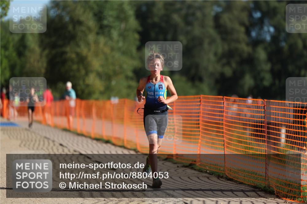07.09.2025 - 19. Norderstedt Triathlon Michael Strokosch http://msf.ph/oto/8804053 07.09.2025 09:43:35 Laufen 562, 591, 609 meine-sportfotos.de