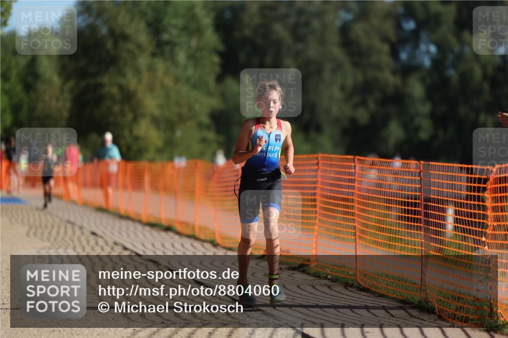 07.09.2025 - 19. Norderstedt Triathlon Michael Strokosch http://msf.ph/oto/8804060 07.09.2025 09:43:35 Laufen 562, 591, 609 meine-sportfotos.de