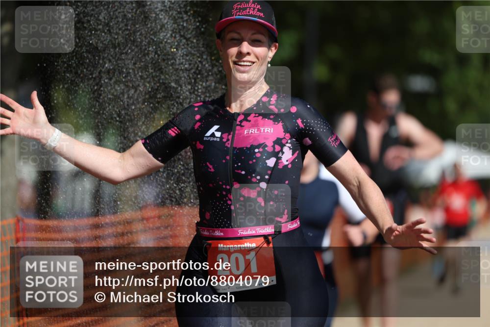 07.09.2025 - 19. Norderstedt Triathlon Michael Strokosch http://msf.ph/oto/8804079 07.09.2025 12:05:49 Laufen 201, 237, 815, 862, 1225, 1377 meine-sportfotos.de