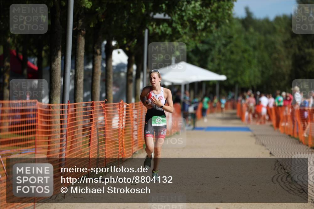 07.09.2025 - 19. Norderstedt Triathlon Michael Strokosch http://msf.ph/oto/8804132 07.09.2025 11:03:55 Laufen 71, 92 meine-sportfotos.de