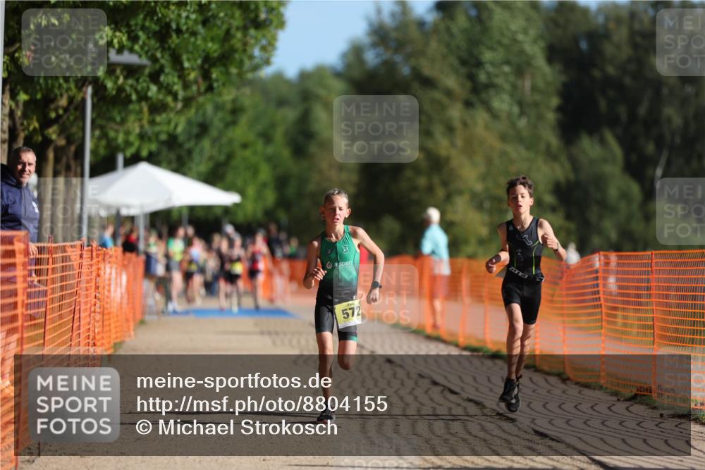 07.09.2025 - 19. Norderstedt Triathlon Michael Strokosch http://msf.ph/oto/8804155 07.09.2025 09:43:44 Laufen 568, 572 meine-sportfotos.de