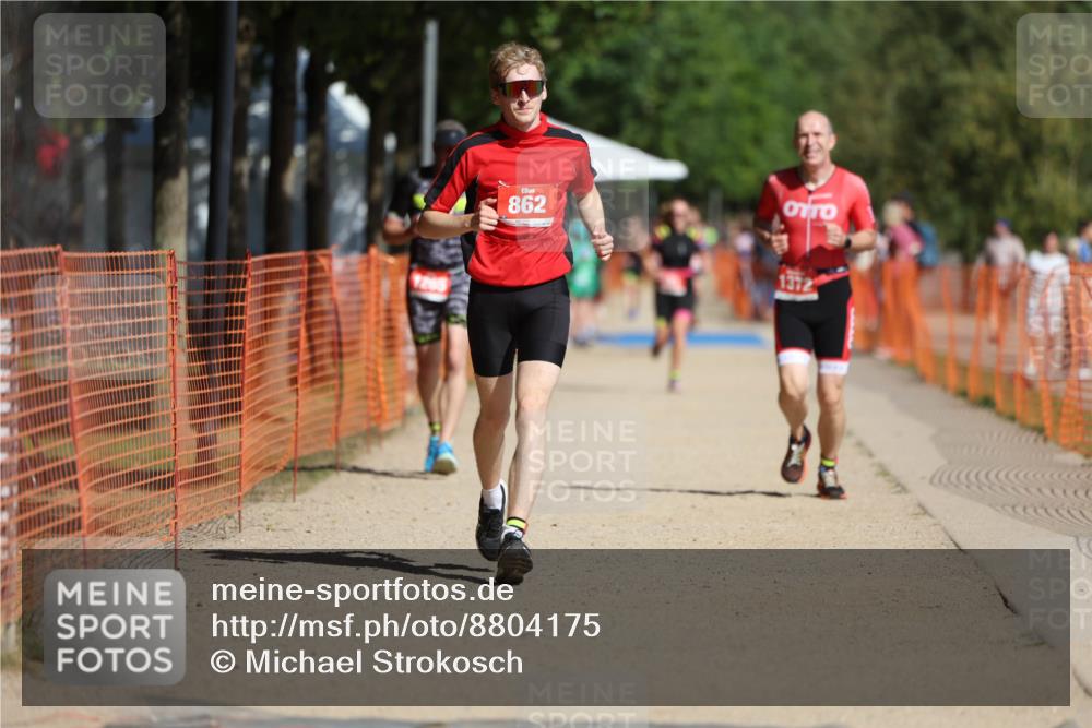 07.09.2025 - 19. Norderstedt Triathlon Michael Strokosch http://msf.ph/oto/8804175 07.09.2025 12:05:54 Laufen 237, 815, 862, 1225, 1265, 1372 meine-sportfotos.de