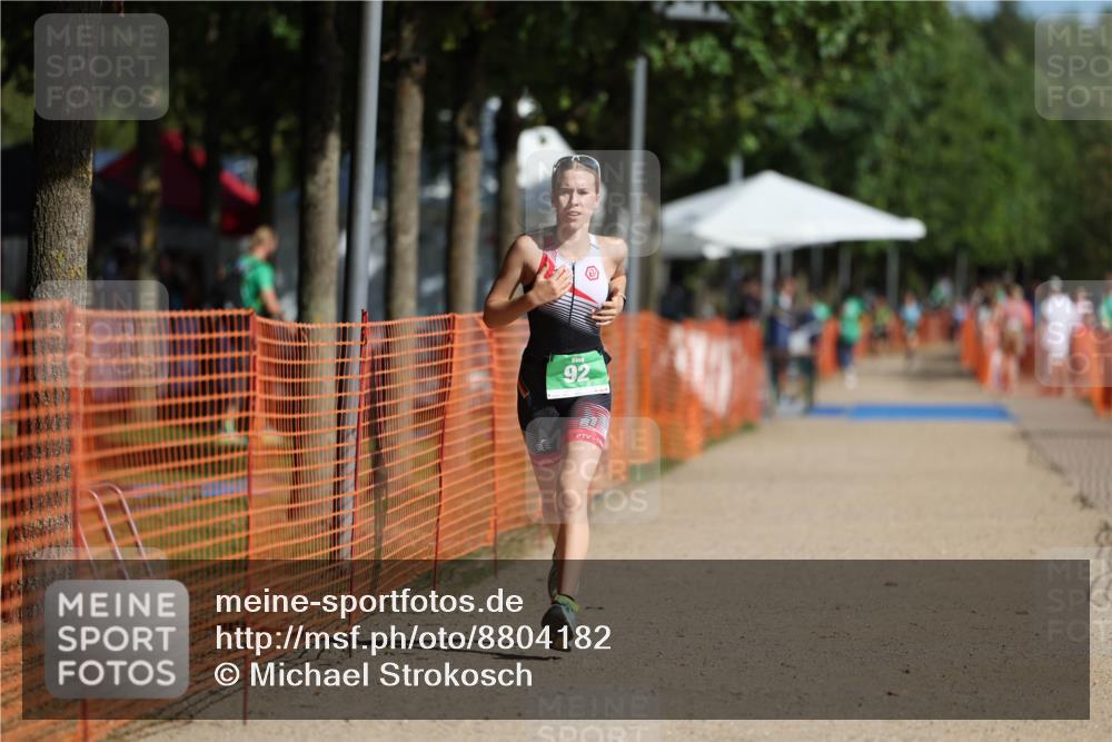 07.09.2025 - 19. Norderstedt Triathlon Michael Strokosch http://msf.ph/oto/8804182 07.09.2025 11:03:56 Laufen 92 meine-sportfotos.de