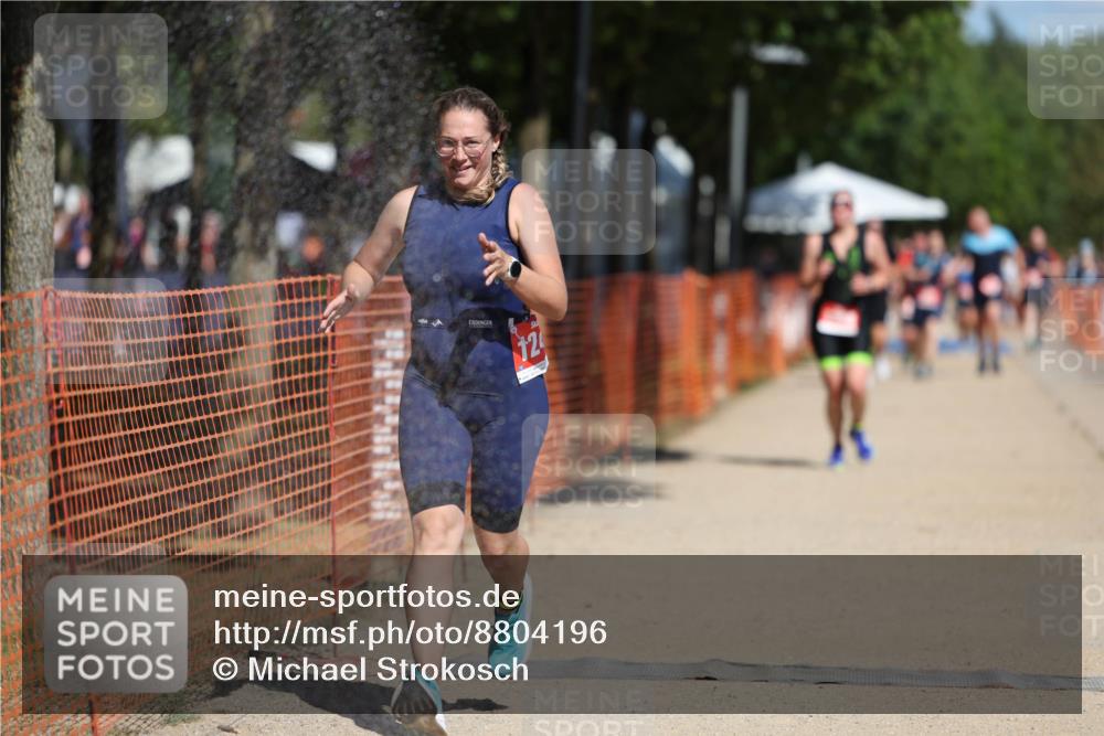 07.09.2025 - 19. Norderstedt Triathlon Michael Strokosch http://msf.ph/oto/8804196 07.09.2025 12:35:59 Laufen 1242, 1258 meine-sportfotos.de