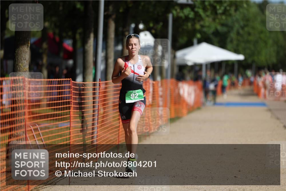 07.09.2025 - 19. Norderstedt Triathlon Michael Strokosch http://msf.ph/oto/8804201 07.09.2025 11:03:57 Laufen 92 meine-sportfotos.de