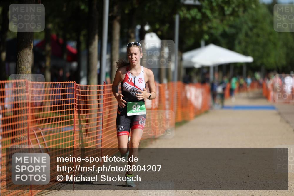 07.09.2025 - 19. Norderstedt Triathlon Michael Strokosch http://msf.ph/oto/8804207 07.09.2025 11:03:57 Laufen 92 meine-sportfotos.de