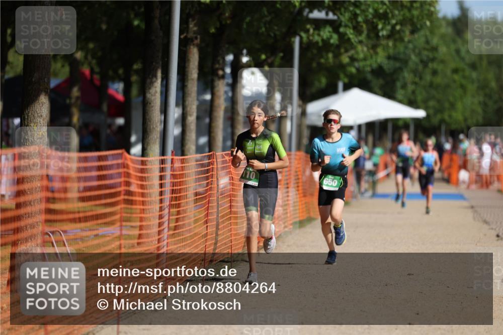 07.09.2025 - 19. Norderstedt Triathlon Michael Strokosch http://msf.ph/oto/8804264 07.09.2025 11:04:30 Laufen 110, 650 meine-sportfotos.de