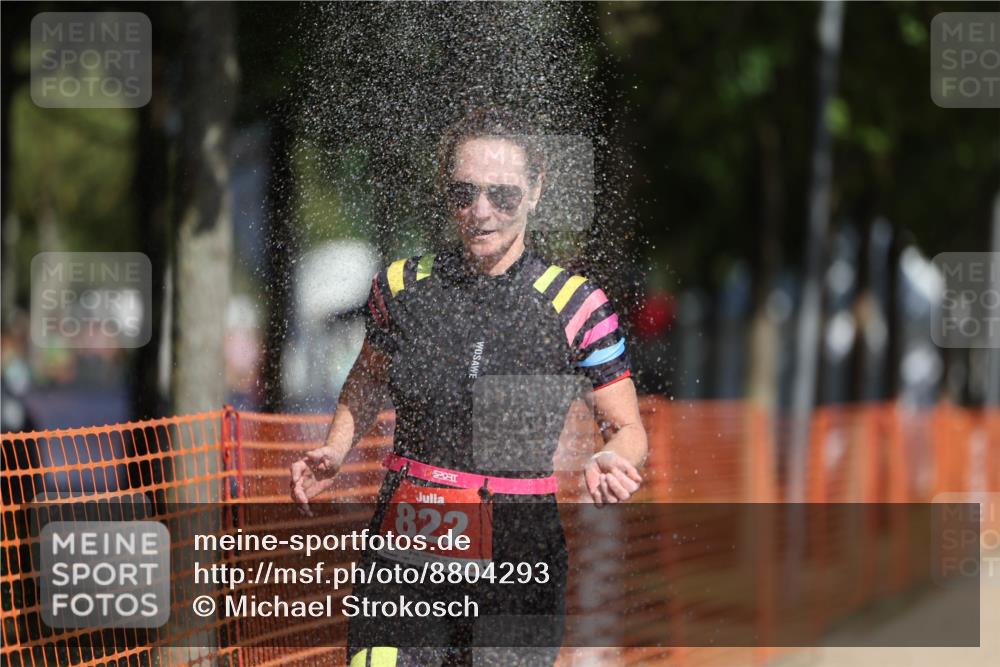 07.09.2025 - 19. Norderstedt Triathlon Michael Strokosch http://msf.ph/oto/8804293 07.09.2025 12:06:05 Laufen 822 meine-sportfotos.de